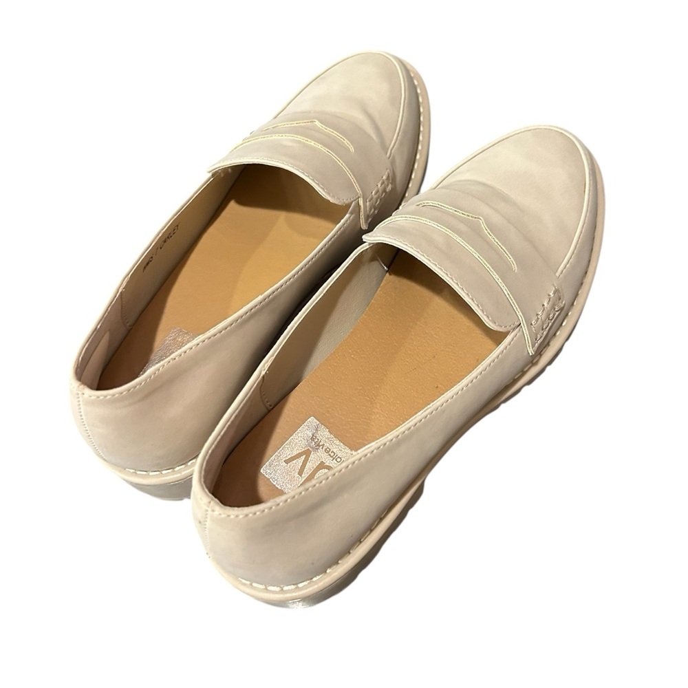 DV Dolce Vita Carly Cream Slip-On Loafers - Picture 2 of 7